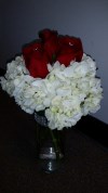 Vase Hydrangea and Roses